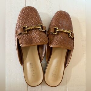 Verali Australia cognac color woven mules gold hardware size 37